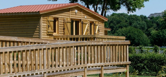 CHALET PMR- sablesursarthe-camping-rampe